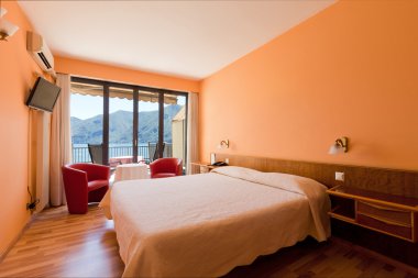 Yatak Göl Manzaralı