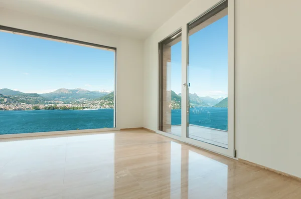 Interior, empty room with windows — Stock Photo, Image