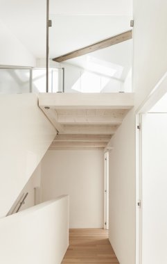 Modern loft, koridor görünümünden
