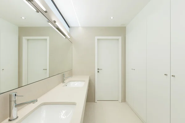 Moderno bagno interno — Foto Stock