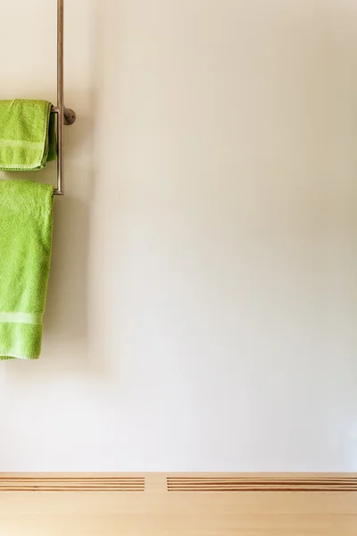 Green towel at bathroom — Stock Photo, Image