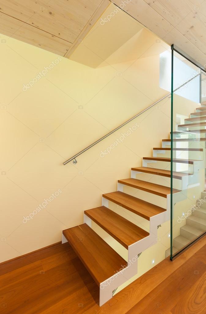 Scala interna, architettura moderna, — foto stock © zveiger #62800979 Scala interna moderna