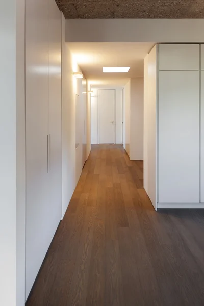 Home, empty room with wardrobes — Stock Photo, Image