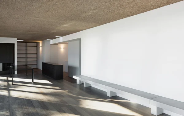 Rumah, ruang kosong dengan lantai parket — Stok Foto