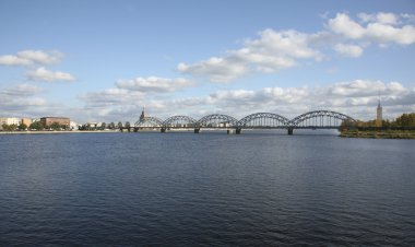 Çok güzel bir köprü Riga Letonya