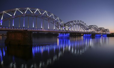 Çok güzel bir köprü Riga Letonya