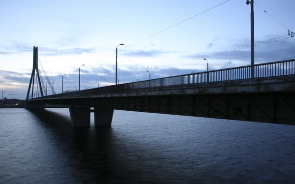 Nádherný most v Riga Lotyšsko — Stock fotografie