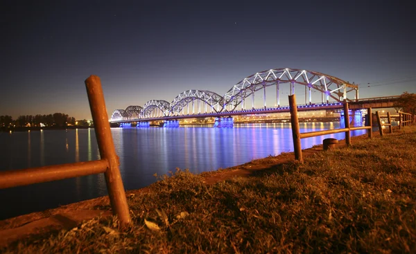 Hermoso puente en Riga Letonia —  Fotos de Stock