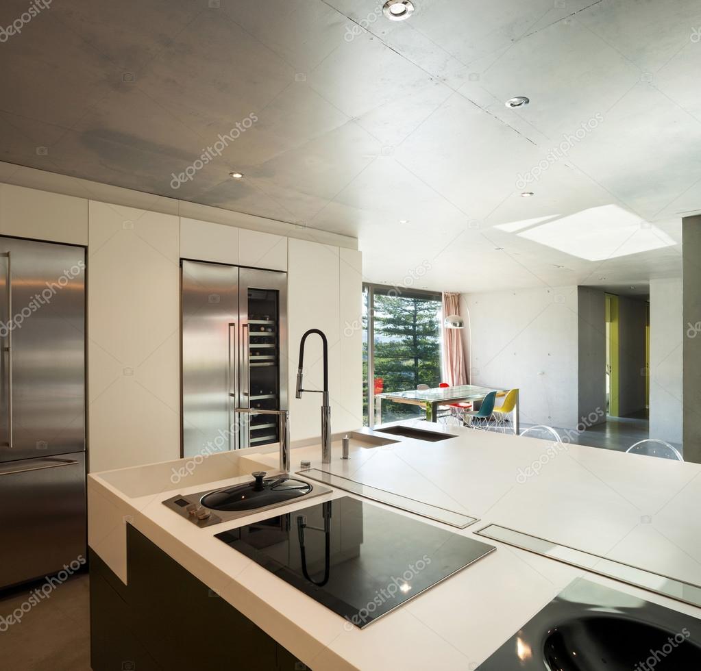 interior de la casa moderna, cocina — Foto de stock © Zveiger #67988881 interior de la casa moderna, cocina — Foto de stock © Zveiger #67988881
