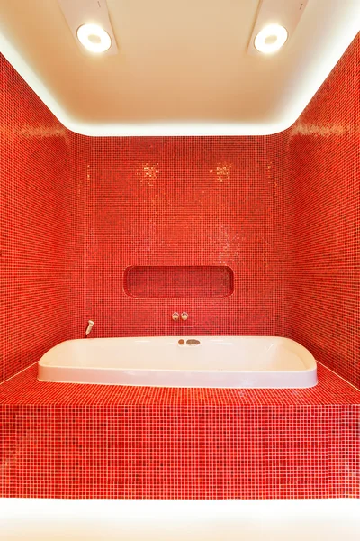 Moderno bagno rosso — Foto Stock