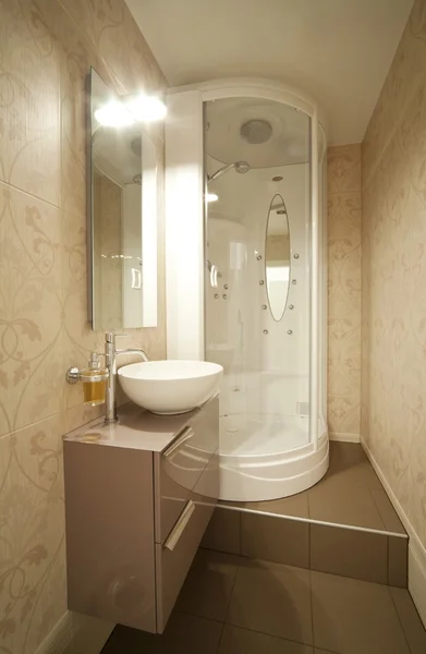 Moderní sprchové, interiér koupelny — Stock fotografie