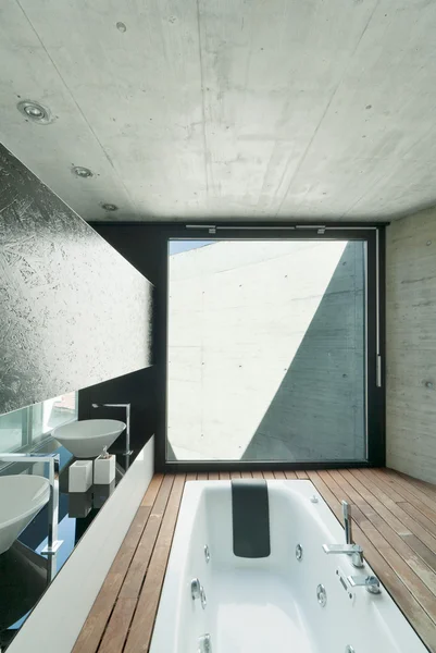 Intérieur de salle de bain moderne — Photo