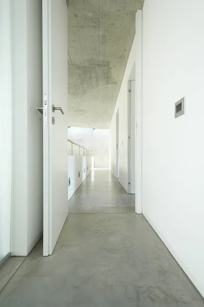 Long white corridor — Stock Photo, Image