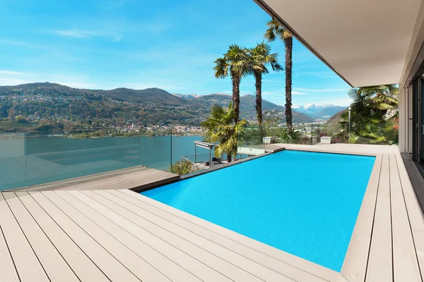 Architecture, pool view — Stock Image Architecture, pool view Royalty Free Stock Images