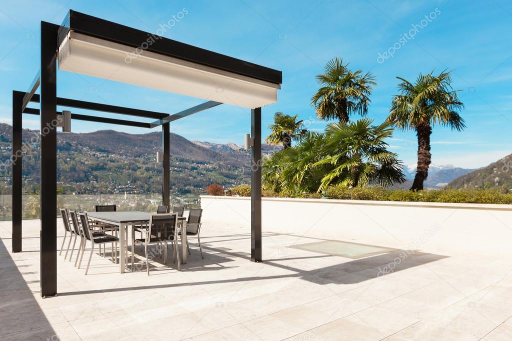 Interiors, beautiful veranda overlooking the lake