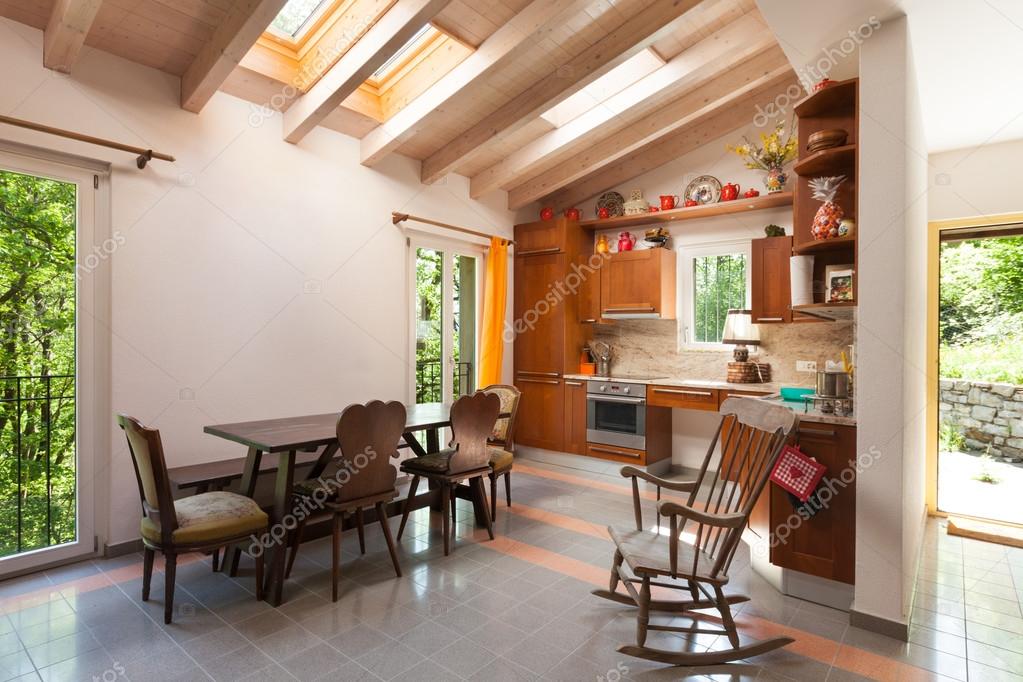 Casa di campagna, cucina — foto stock © zveiger #81222586 Cucine per case di campagna