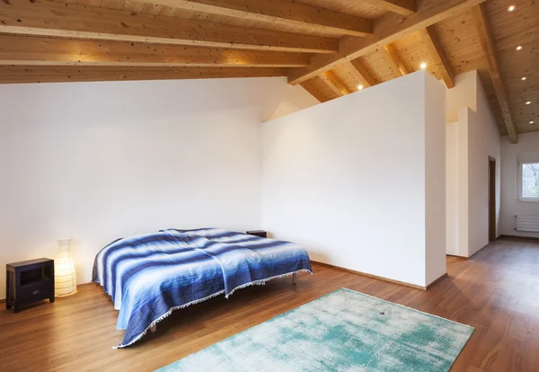 Loft interno, camera da letto — Foto Stock