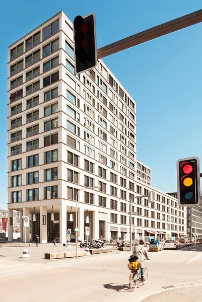 Edificio moderno, al aire libre — Foto de Stock