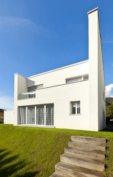 Exterior, modern huis — Stockfoto