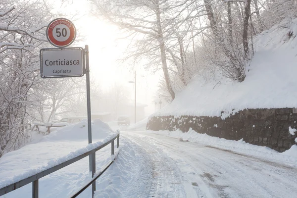 Inverno na Suíça do Sul — Fotografia de Stock