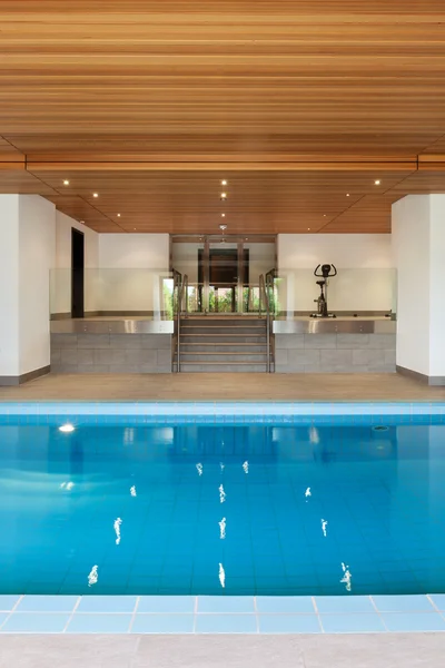 Apartment, indoor swimming pool — Stock Photo, Image