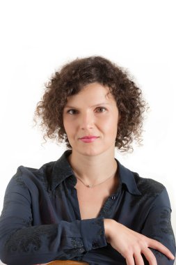 güzel bir genç kadın, portre