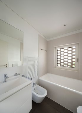 iç yeni daire, modern banyo
