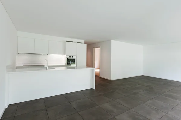 Appartamento moderno, cucina abitabile — Foto Stock