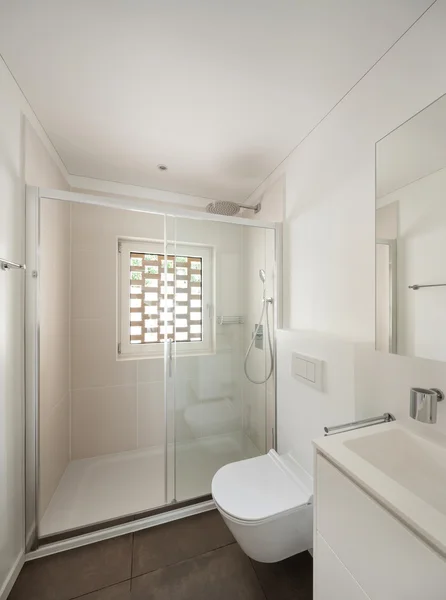 Interior de nuevo apartamento, baño moderno — Foto de Stock