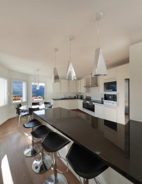 Mutfak, dışkı ile tezgah üstü