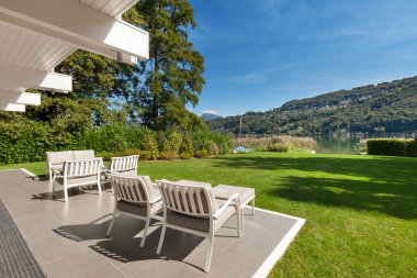 modern ev, güzel veranda