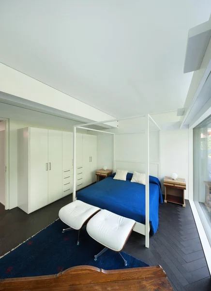 Interior, dormitorio cómodo — Foto de Stock