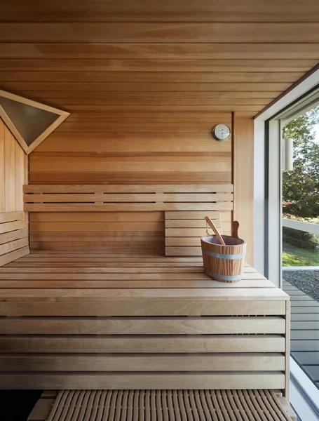 Sauna interior, sauna finlandesa de madera —  Fotos de Stock