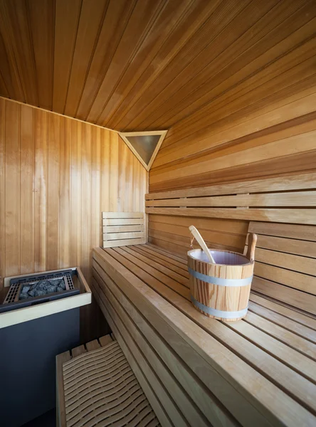 Interiér, dřevěná sauna finská sauna — Stock fotografie