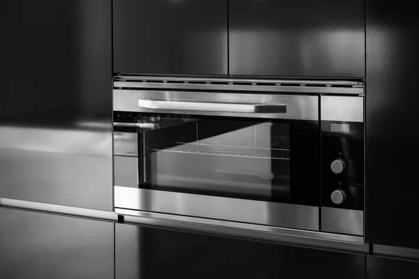 Detail of oven domestic kitchen closed — Stock Photo, Image