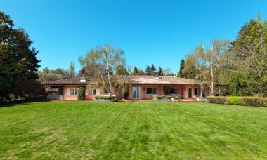 Güzel villa, açık havada