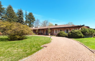 Güzel villa, açık havada