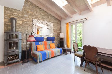 House, oturma odası