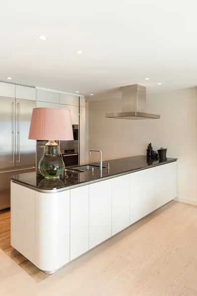 Interior, bela cozinha moderna — Fotografia de Stock