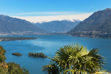 Maggiore Gölü Panoramisi