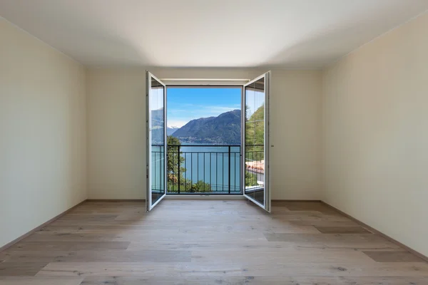 Interior, hermosa vista desde la ventana — Foto de Stock