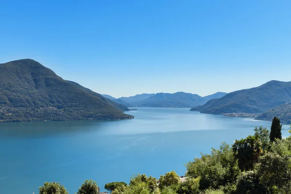 Panorámica del Lago Mayor — Foto de Stock