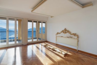 Yatak başı iç, boş oda