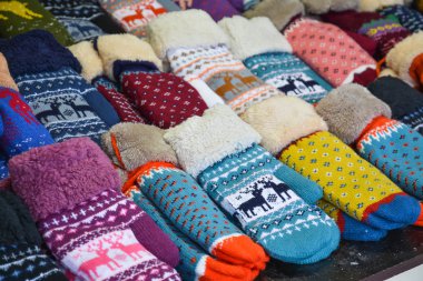 Geleneksel Rus mittens çeşitli desenler