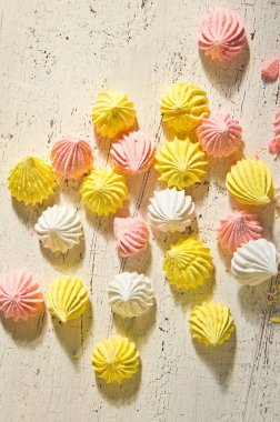 geleneksel Fransız hamur işleri beze 