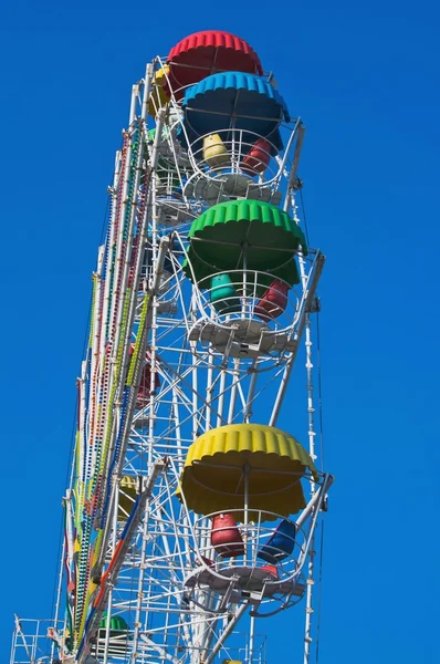 Rueda de ferris colorida — Foto de Stock