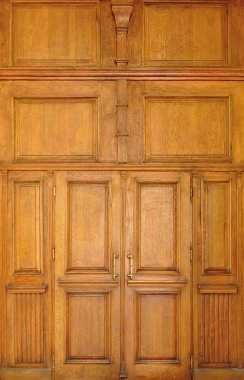 Kapılar. Ahşap