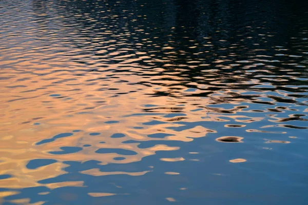 Luz Del Atardecer Agua Del Lago — Foto de Stock