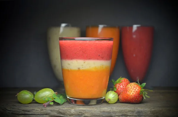 taze meyve smoothies