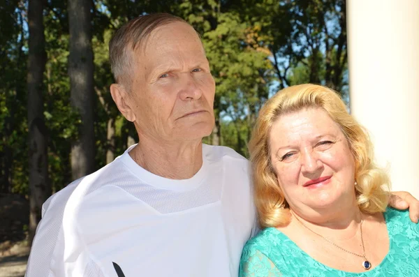 Happy elderly couple at camera closeup portrait — Stock Photo, Image